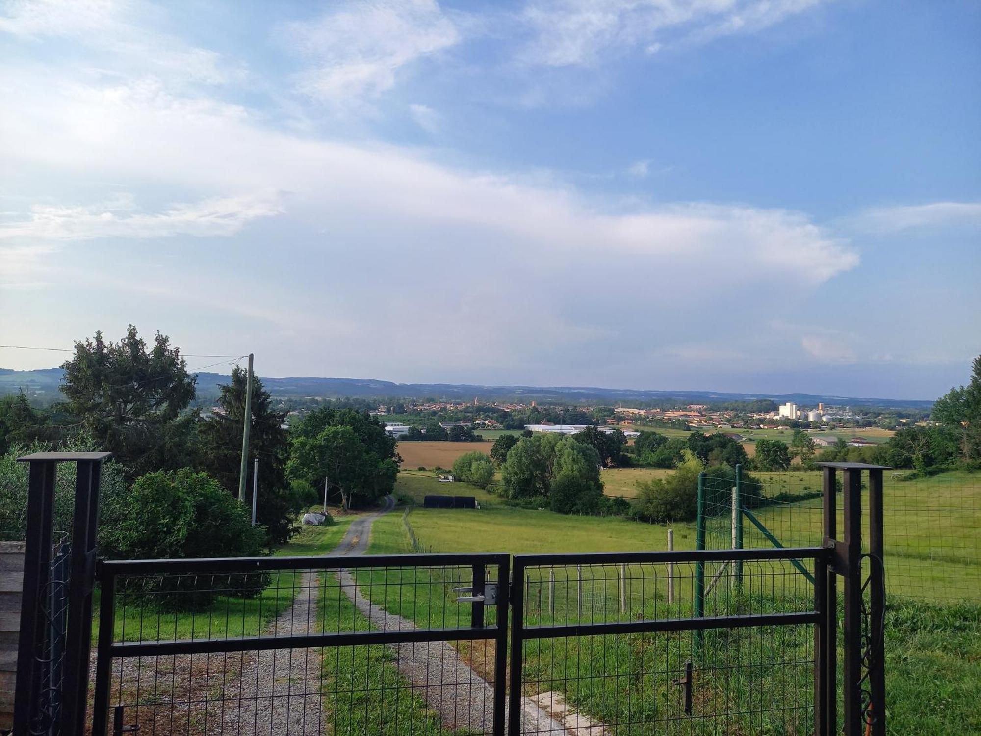 Sainte-Livrade-sur-Lot Gites Panoramique מראה חיצוני תמונה